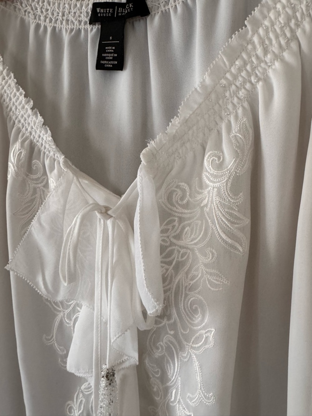 White House BM V-Neck Ruffle Detail Tank Top - Picture 3 of 10
